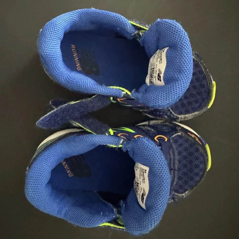 New Balance 680v5 Infant Running Shoes Navy Neon‎ Green Size 4 Hook Loop